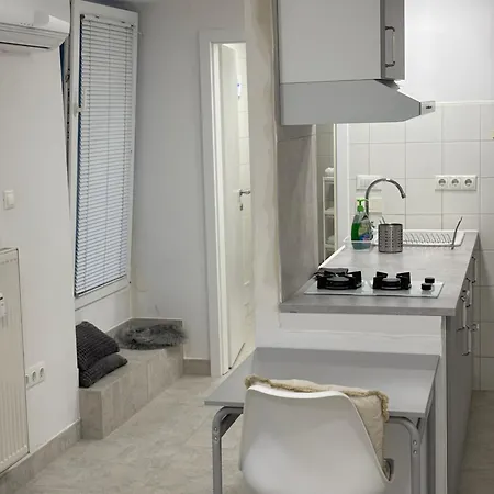 Industrial 아파트 *